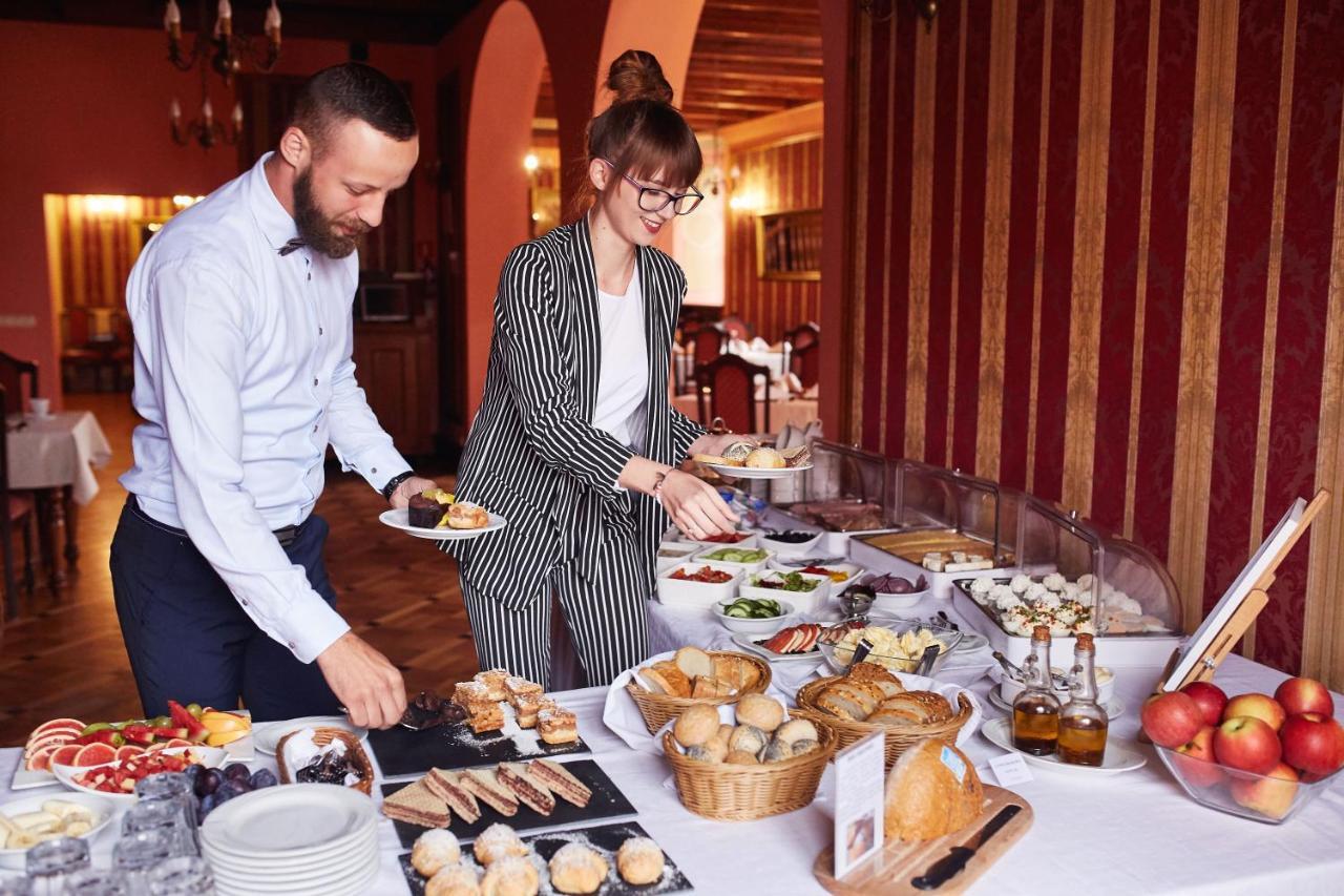 Hotel Pod Cizemka Sandomierz Kültér fotó